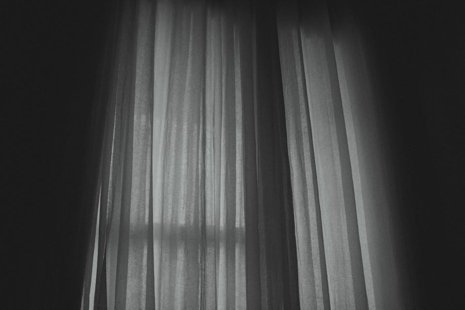 Choosing Fade-Resistant Velvet Fabrics