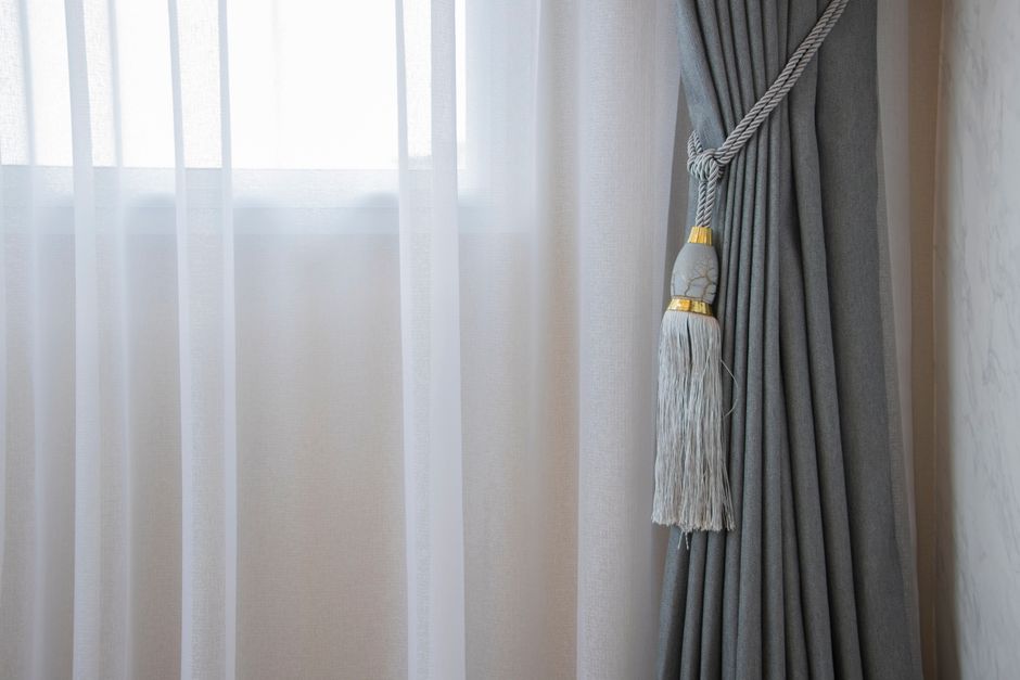 How to Choose the Best Privacy Sheer Fabric for Your Home