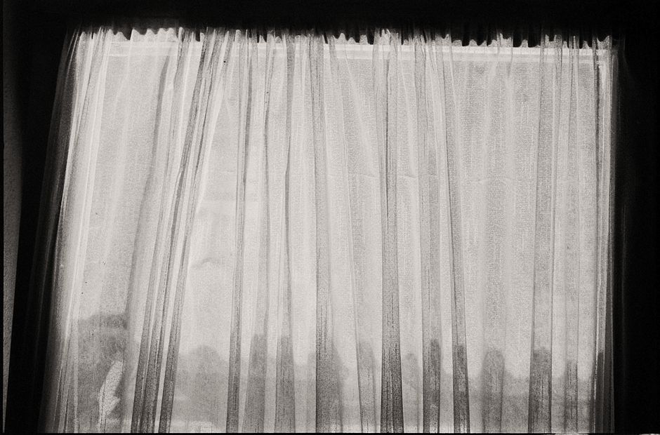 Why Sheer Curtains Are Perfect for Renters