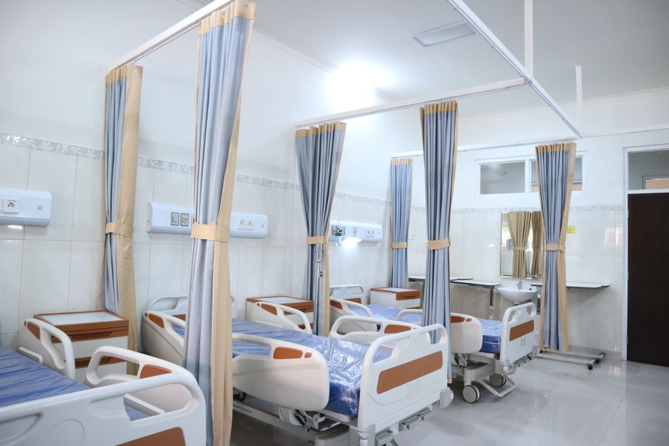 Key Considerations for Hospital Curtains