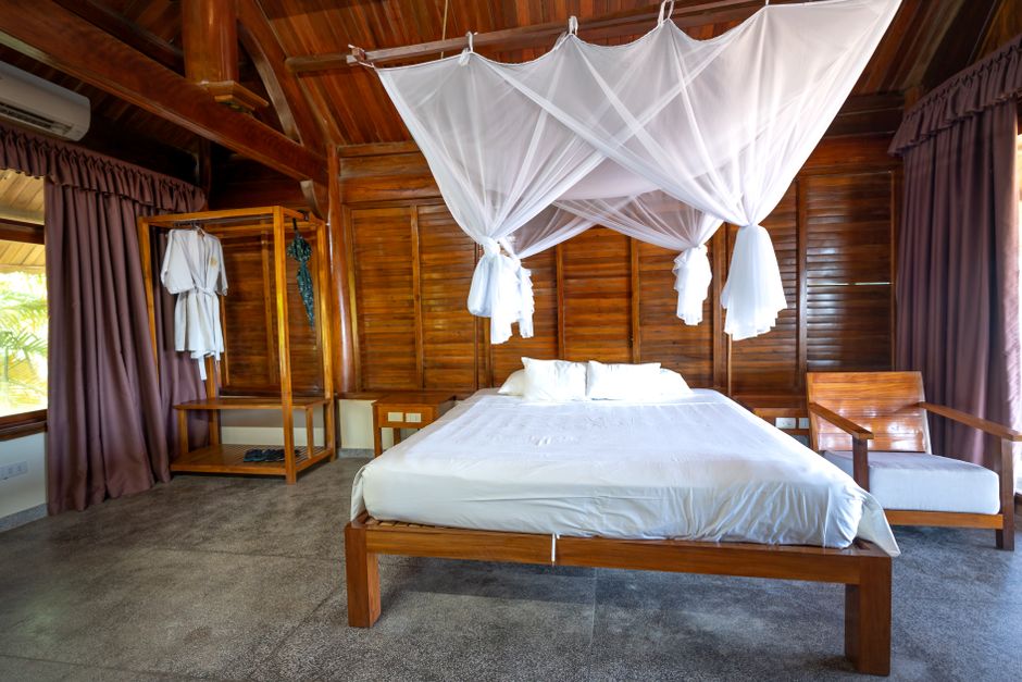 Choosing the Right Fabric for Resort Curtains