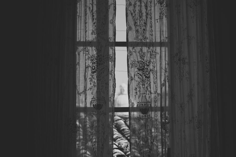 The Allure of Black Curtain Designs