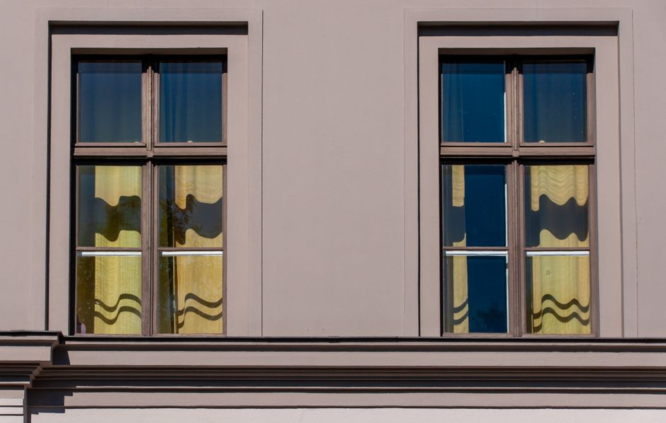 Why West Facing Windows Are a Heat Challenge