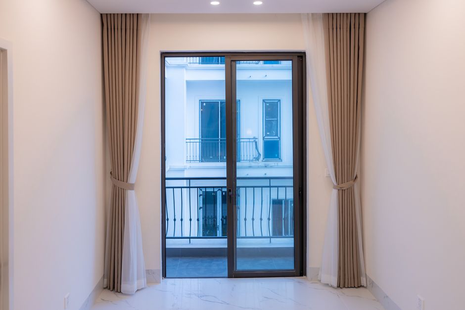 Why Curtains Matter in New Construction