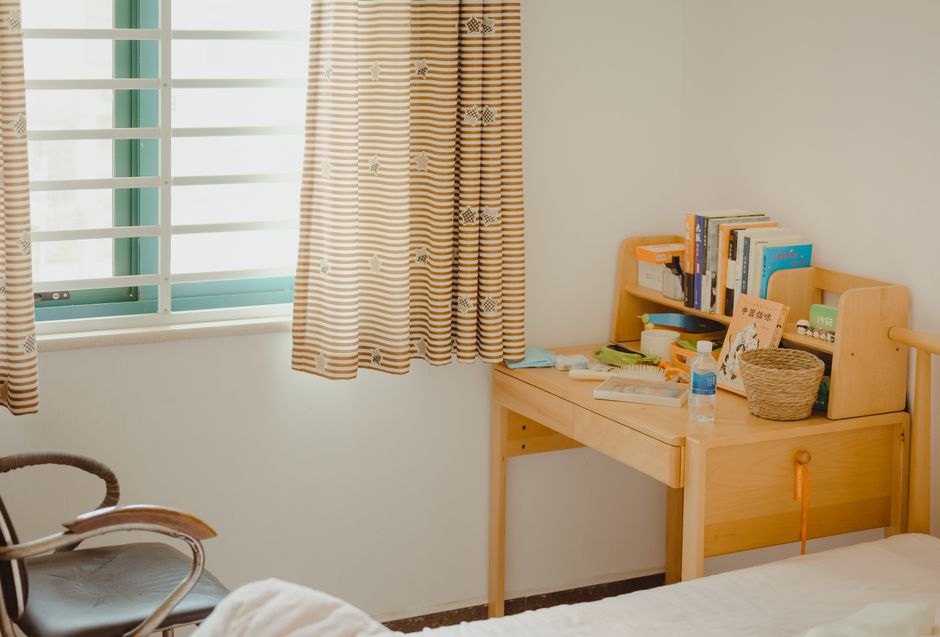 What Are Smart Curtains?