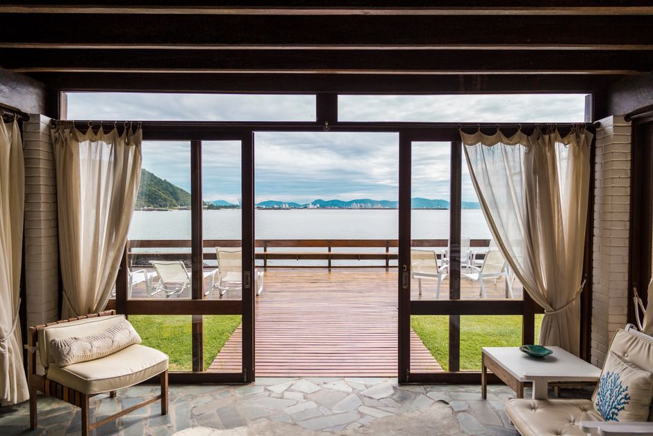 Why Choose Outdoor Curtains?