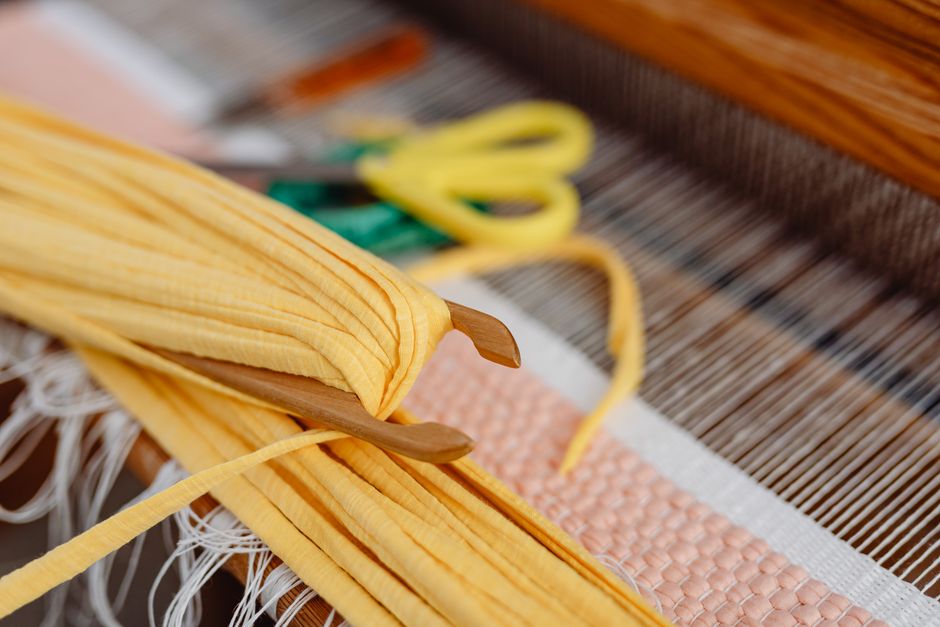 1. Sourcing Raw Materials: The Foundation of Fabric
