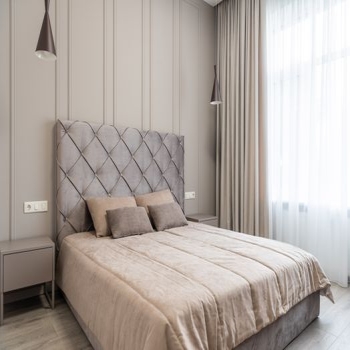 Guide to Luxury Hotel Curtains: Fabrics, Buying & Care
