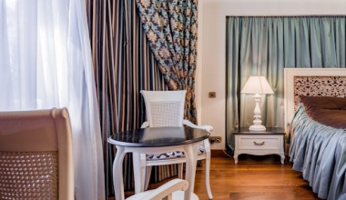 Bulk Curtain Buying Guide for Hotels: Tips & Suppliers