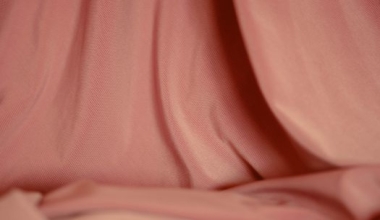 Velvet vs Silk Curtains: Which Is More Elegant?