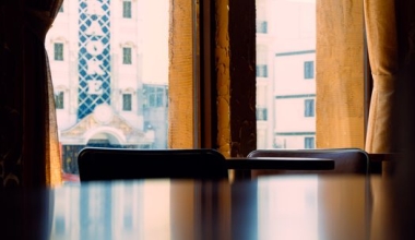 Curtain Design Ideas for Hotel Restaurant Windows