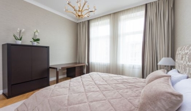 Best Blackout Curtains for Rentals: Damage-Free Options