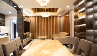 Curtains for Luxury Suites: Ultimate Guide to Fabrics & Care