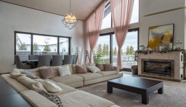 Curtain Ideas for Villas: Fabrics & Trends
