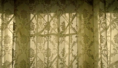Patterned vs Solid Curtains: A Complete Guide to Choosing