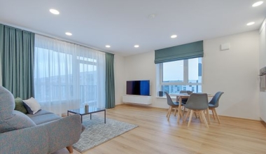 Commercial Curtain Cleaning Costs: 2024 Guide & Pricing