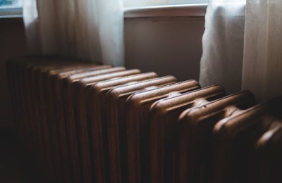 Blackout vs Thermal Curtains: Best for Energy Savings?