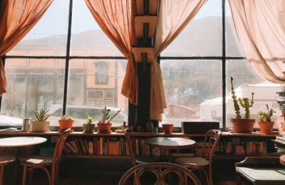 Curtains for Cafes: Complete Buying Guide & Tips