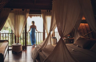 Hotel Curtain Solutions for Villas: Fabric Guide