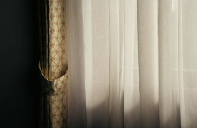 How to Prevent Curtain Fading: Ultimate Guide