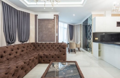 Boutique Hotel Curtains Guide: Fabrics & Tips