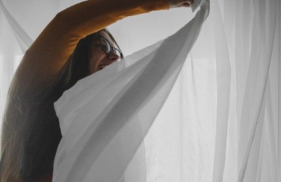 Curtain Dust Prevention: Tips & Tricks